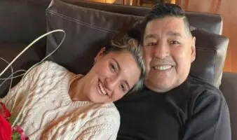 Juicio Maradona 2 | Arremete hija de El Diez contra médico de cabecera de su padre