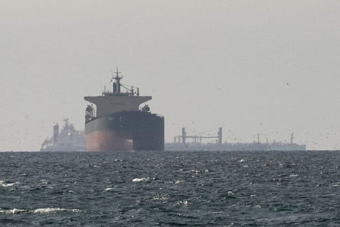 Petrolero de la "flota fantasma" de Rusia es interceptado por el Reino Unido