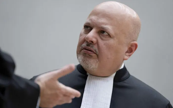La CPI suspende al fiscal jefe Karim Khan por acusaciones de conducta sexual inapropiada