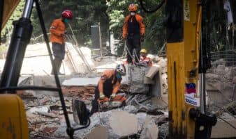 La mañanera de Sheinbaum | México envía rescatistas a Venezuela; busca buena relación con Colombia