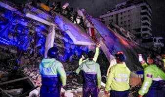 Suben a 164 los muertos y a casi mil los heridos tras los fuertes sismos en Venezuela
