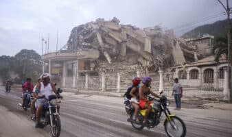 EE.UU. levanta sanciones para permitir transacciones de ayuda a Venezuela por terremotos