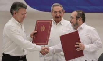Colombia: exjefes de FARC piden preservar acuerdo de paz