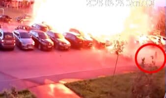 Una mujer se salva por poco de un ataque con drones rusos en Kiev