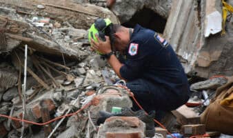 Dos historias milagrosas tras los devastadores terremotos en Venezuela y Colombia