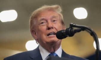Trump anuncia acuerdo petrolero con Venezuela; EE. UU. controlará más de 65 mil millones de barriles