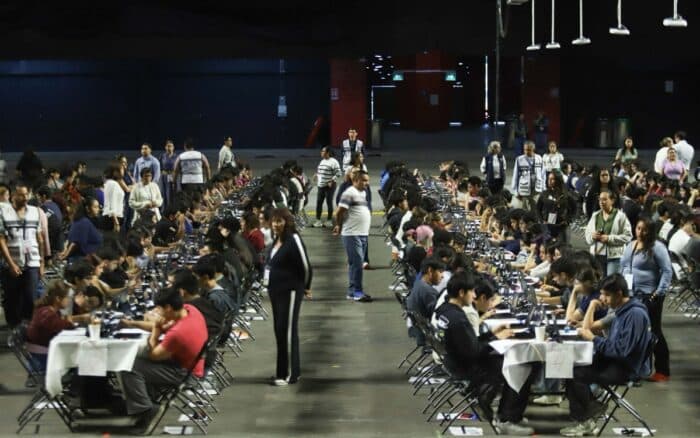 UNAM abre más de 2 mil lugares para quienes no pasaron examen de control