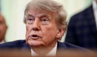 Trump critica 'horrible' fallo de Corte Suprema sobre voto por correo