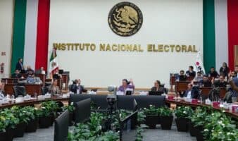 INE abre la puerta a computar boletas planchadas