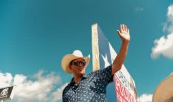 Bobby Pulido pone su voz al servicio de la batalla demócrata en Texas