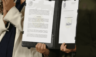 Sheinbaum firma decreto para proteger a menores en redes sociales