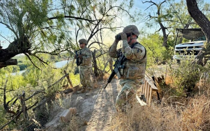 Despliegue de soldados de EE.UU. en frontera con México es parte de 'operaciones espejo': Marina