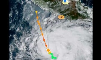 Huracán Vance se intensifica a categoría 2; estados que afectará