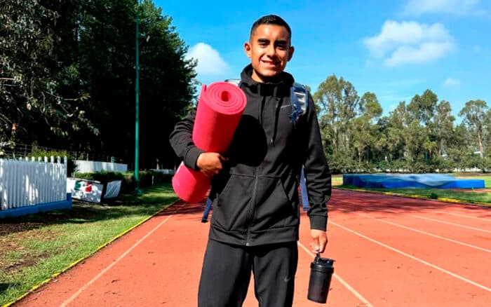 'Tenemos mucha garra': Jorge Luis Cruz rompe récord mexicano de maratón en Chicago