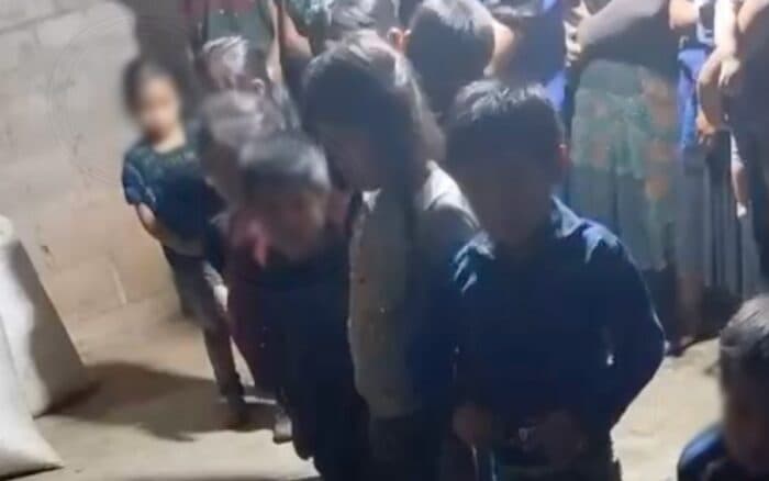 Cien niños sin clases desde 2024 en la comunidad de Chenalhó, Chiapas, donde denuncian que grupo armado obliga a menores a consumir droga